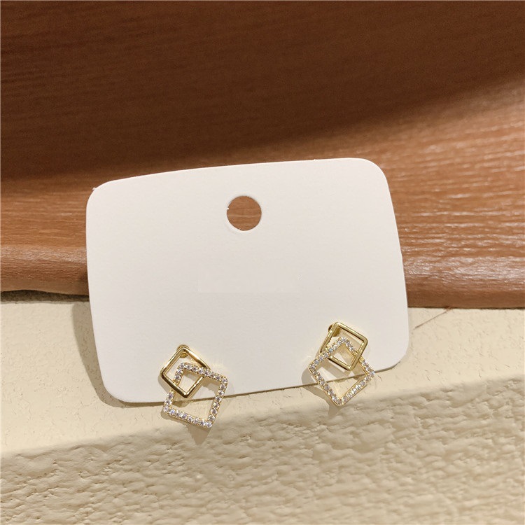 Simple Geometric Square Diamond Earrings display picture 4