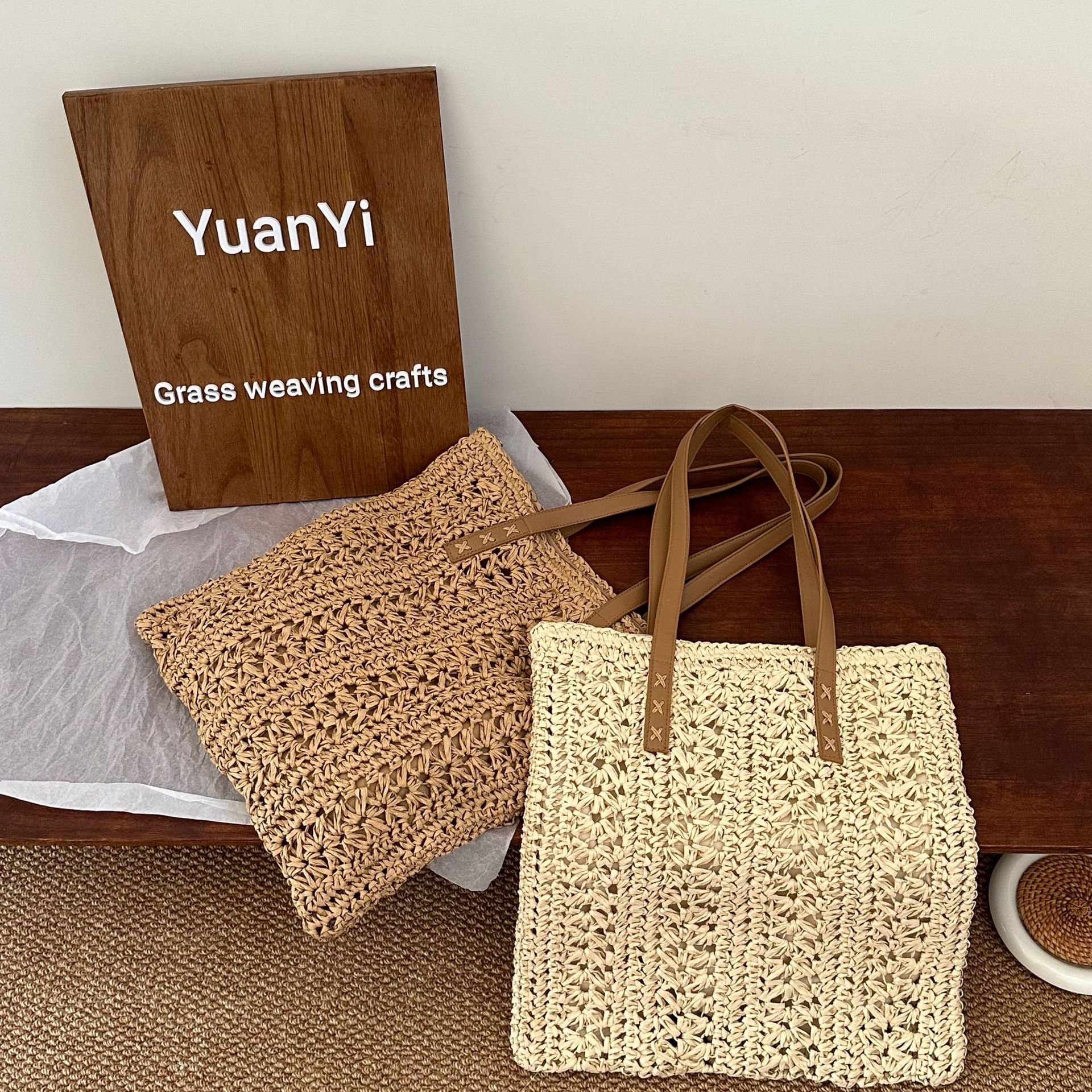 Japanese solid color fashionable straw beach bag one shoulder