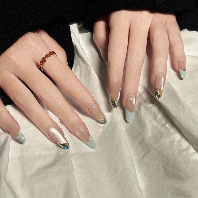 Summer New Niche Designer Moonlight Treasure Box Mint Green French Nude Cat Eye Press-On Nails Finished Product Wholesale