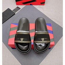 �W��վ�ļ���ʿ�r�п���ӡ��һ����Ь���n��ٴ�����ɳ������Ь��