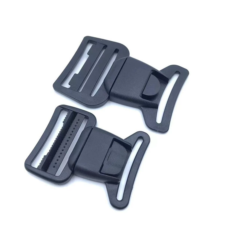 [Translated from: Plastic safe bag accessory with clasp for mother and baby for leisure]