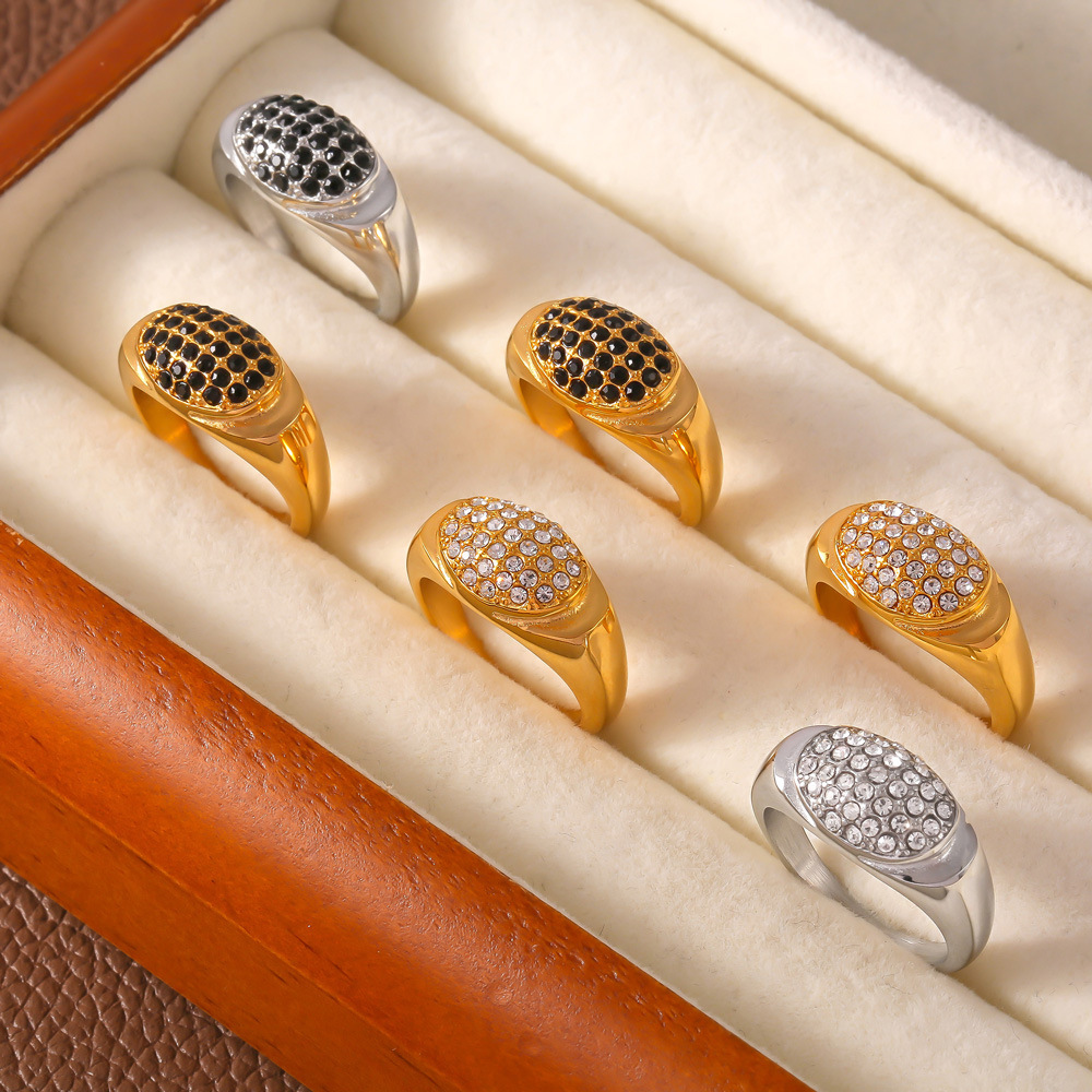 Fashionable elegant stone inlay with zircon