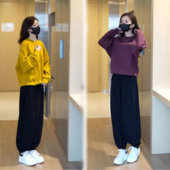梨の形のスタイルは秋冬には精巧でゆったりしたハーレムパンツを着ています。