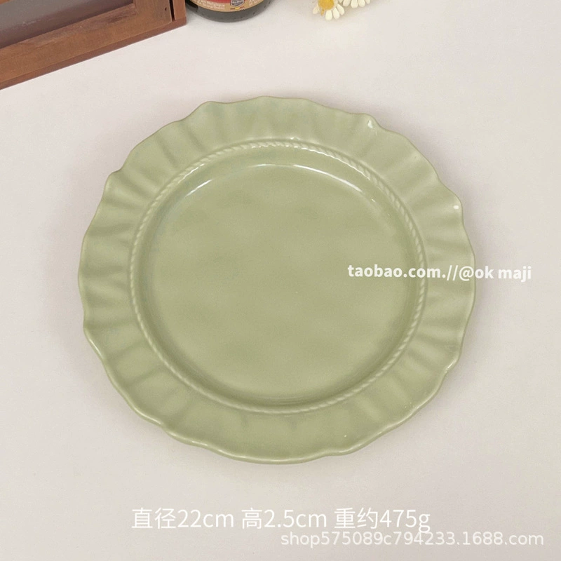 Dinner plate, cream ceramic, lace‑edge tableware, milky white or milk green