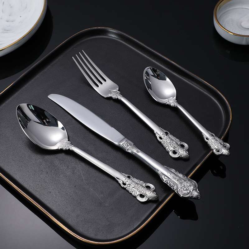 Cuchillo de vajilla occidental y tenedor Cuchillo de carne inoxidable 304, tenedor y cuchara conjunto de cuatro piezas traje cuchillo de carne, tenedor y cuchara