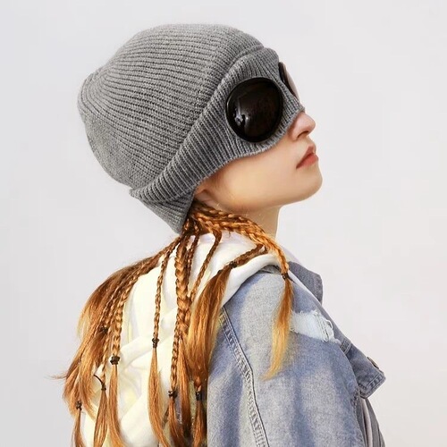 Winter and Autumn Children's Glasses Decorative Knitted Hat Pilot Frog Glasses Warm Skiing Fleece Lined Thick Hat for Men