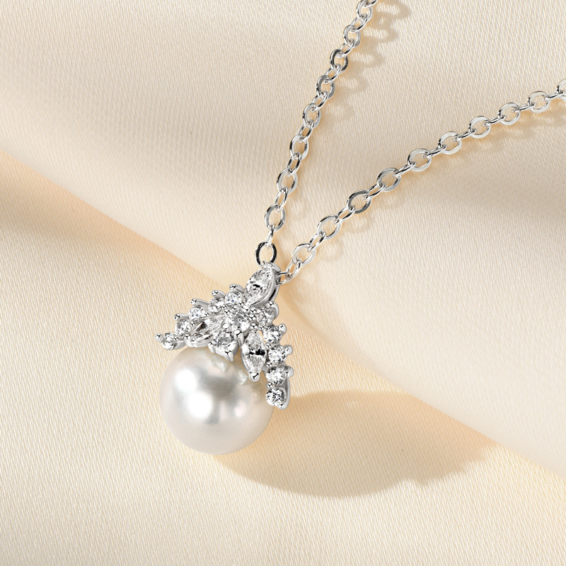 Exquisite S925 Sterling Silver Crown Pendant Necklace with Moissanite and Pearl - Fashion Jewelry Gift for Women