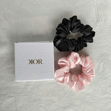 2025新款礼品装粉色真丝缎面发圈气质扎头发皮筋高级感马尾发圈