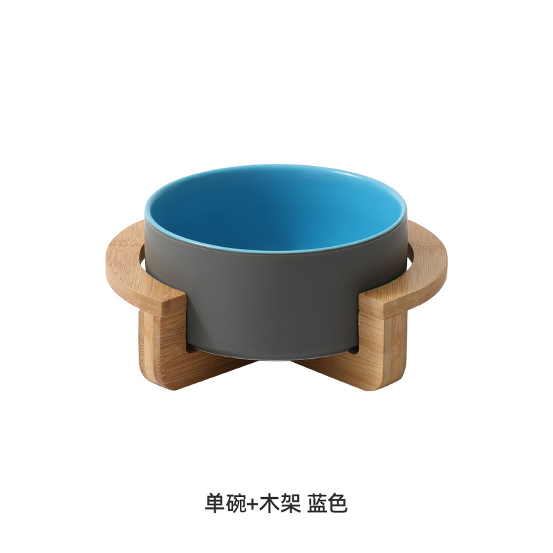 Gris exterior azul interior con marco de madera arco