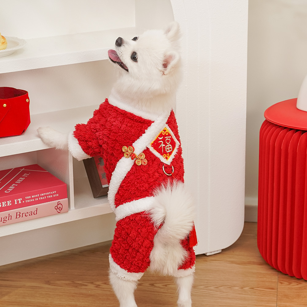 Perro de cuatro patas ropa de Año Nuevo Fujia peluche cálida mascota ropa de perro gato Teddy gato Tang suministros