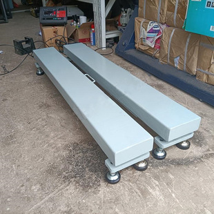 3����ͨӍ����RS232�l����ӳ�2000kg̼䓲��|�Ӻ�l�͵ذ��ӏS��
