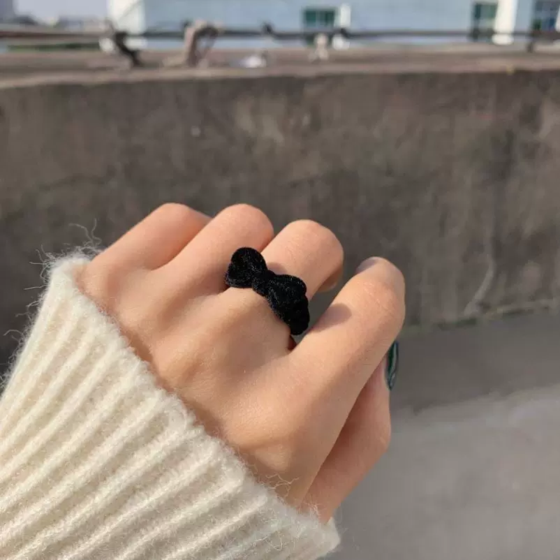 复古显白少女感植绒蝴蝶结开口指环ins甜美小众时髦食指戒潮戒指