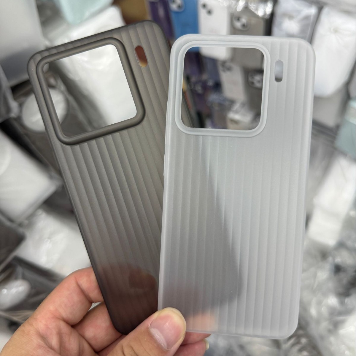 Suitable for Xiaomi 15/Xiaomi 15 Pro Pp Case Ultra-Thin Corrugated Texture Phone Protective Case Skin-Feel Suitcase Hard