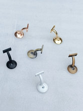 实木铁艺铝楼梯立柱扶手围护栏杆挂墙配件黑白玫瑰金墙托