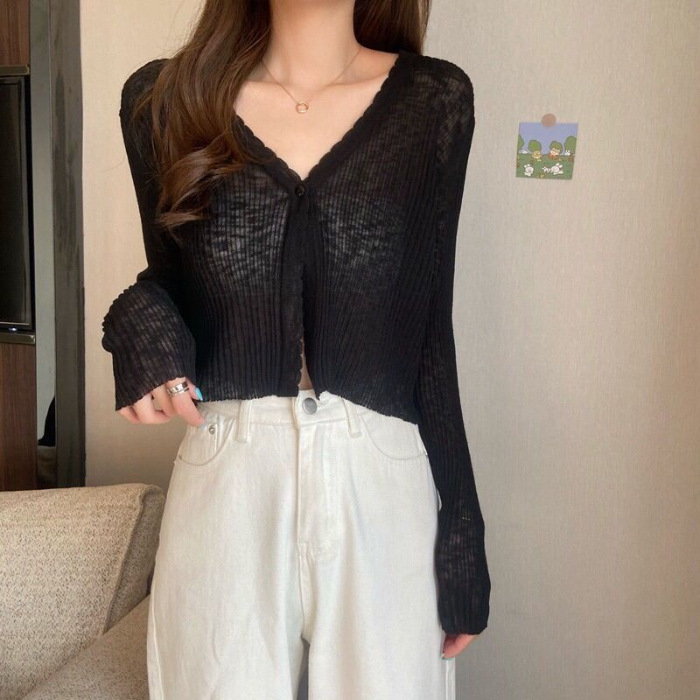 검은색