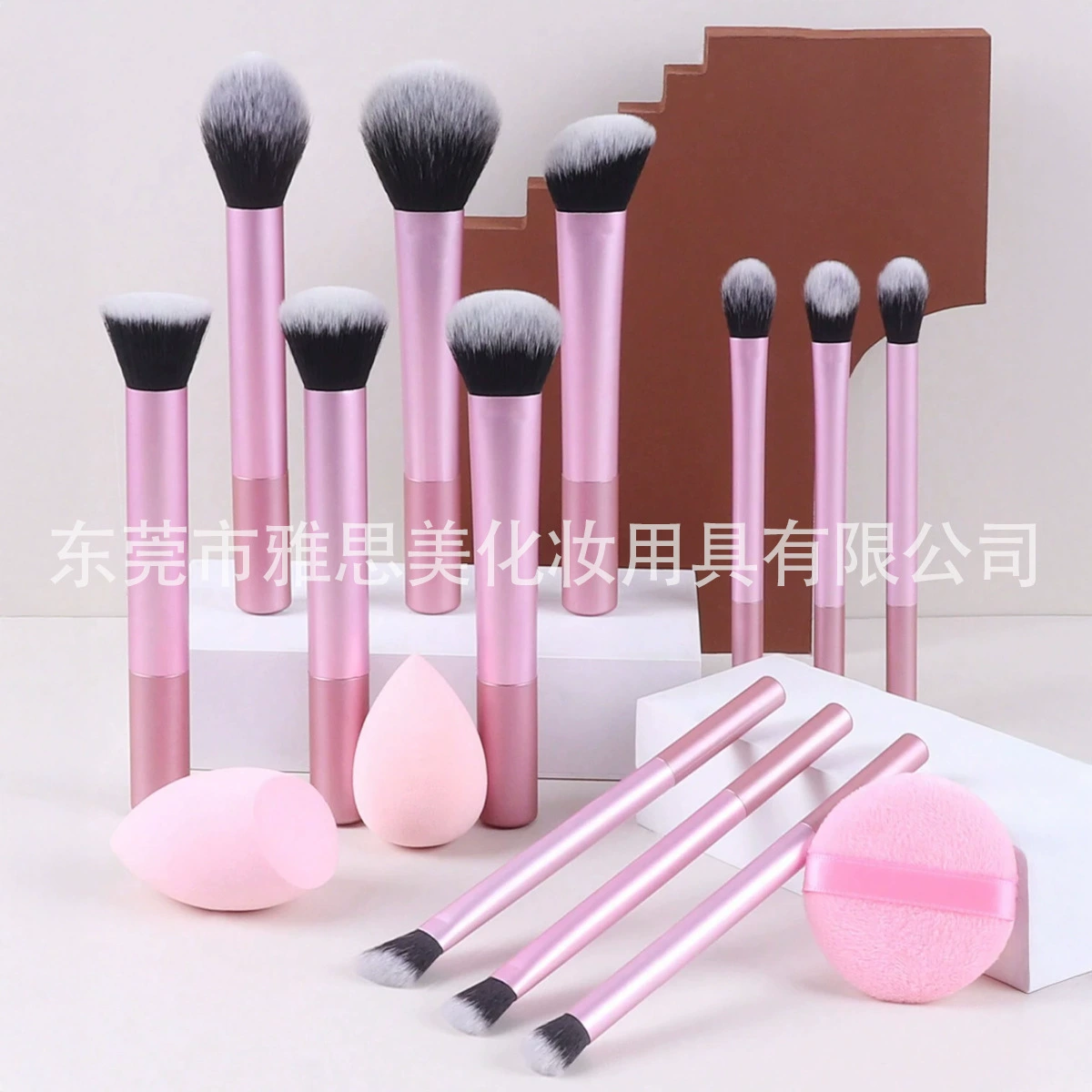 Universal brush, powder, face blush, foundation, eye shadow