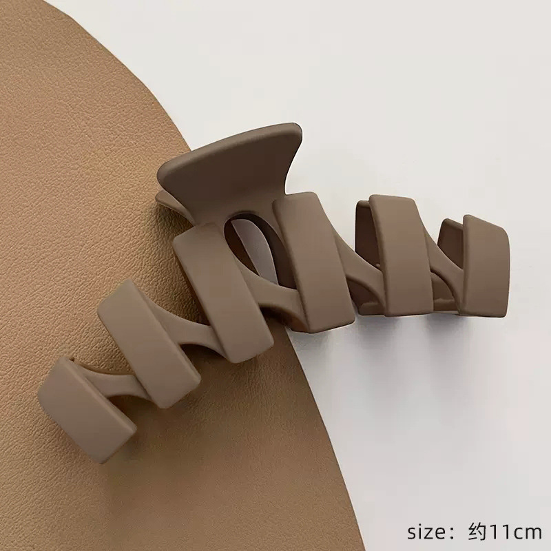 Milk Brown simple clip de tiburón horquilla hembra Cabeza trasera updo clip de pelo cabeza de plástico grande pinza de pelo tocado horquilla