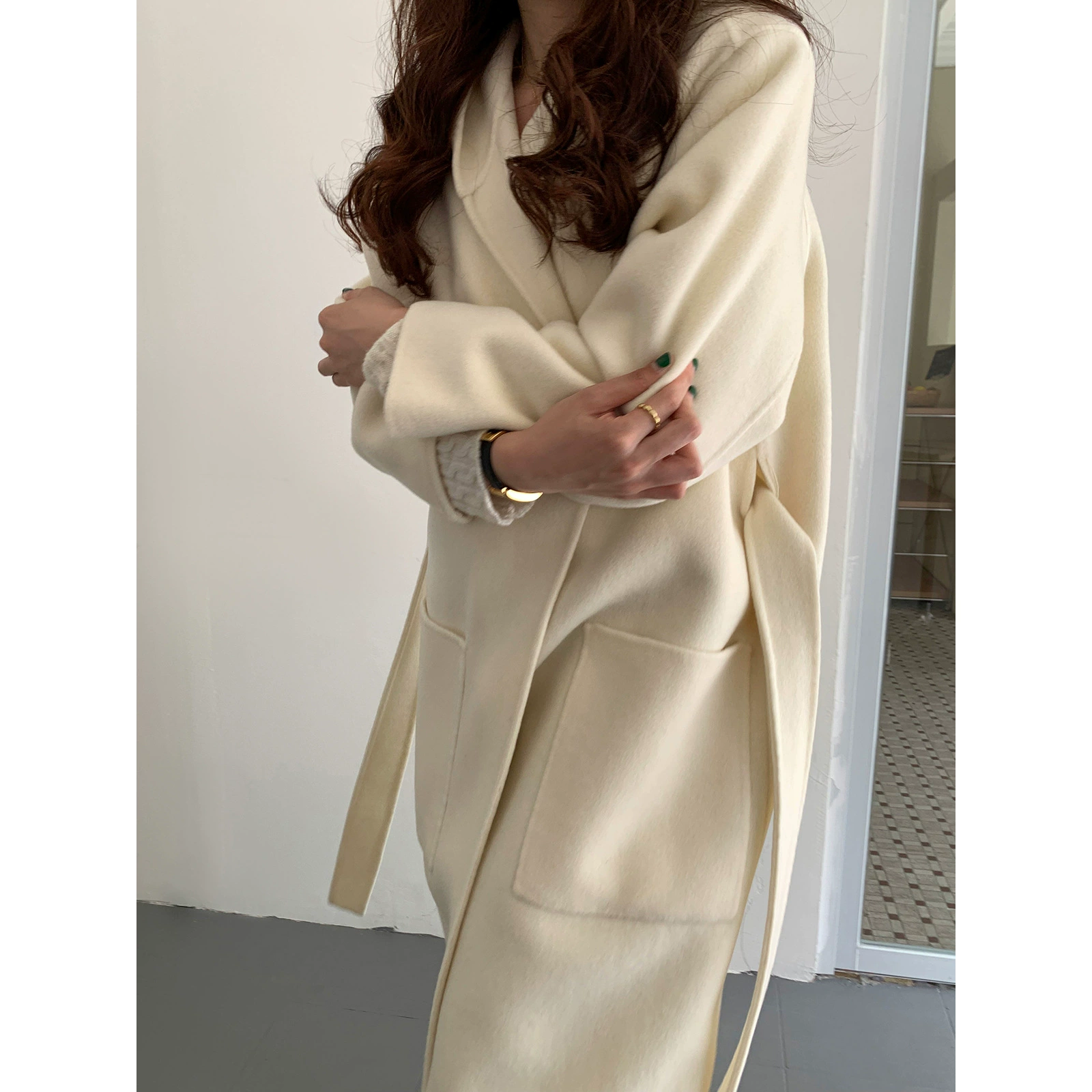 [Без возврата или обмена] высококачественное двустороннее шерстяное пальто с капюшоном, сшитое вручную, новинка 2022 года, Женское зимнее пальто