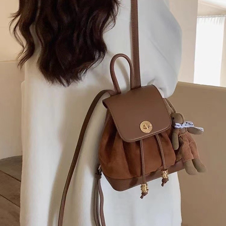 2023 otoño e invierno nuevo casual de alta calidad gamuza Mochila De Cuero pequeña mochila versátil salida pequeña mochila