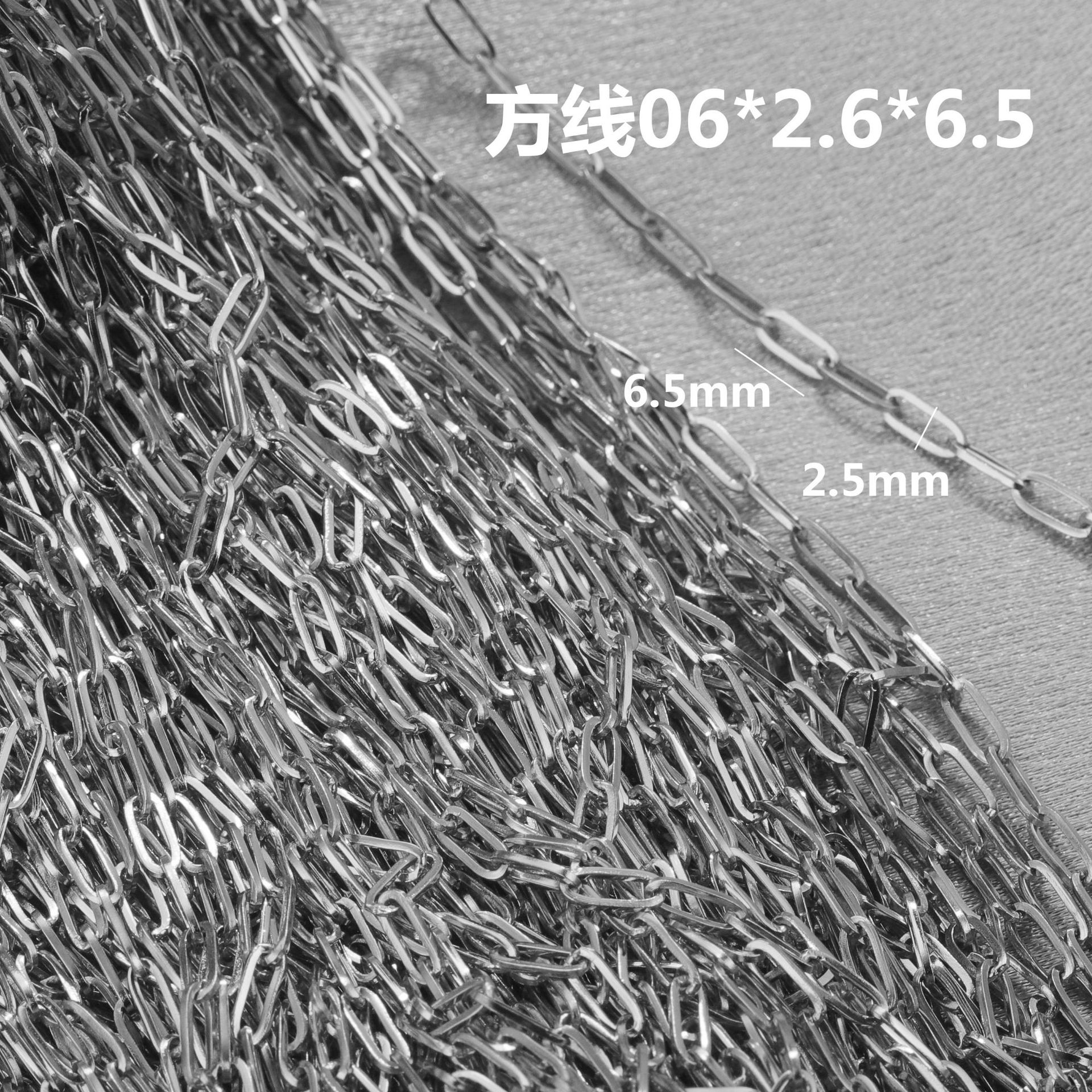 Cadena de acero inoxidable aplanada cadena cruzada larga cadena de acero de titanio cadena semiacabada collar de joyería de bricolaje