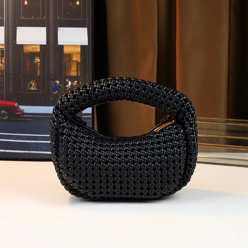 Women's Large Capacity Hand Woven Handbag Fashionable Versatile Crescent Shaped Bag High Quality_voghion.com