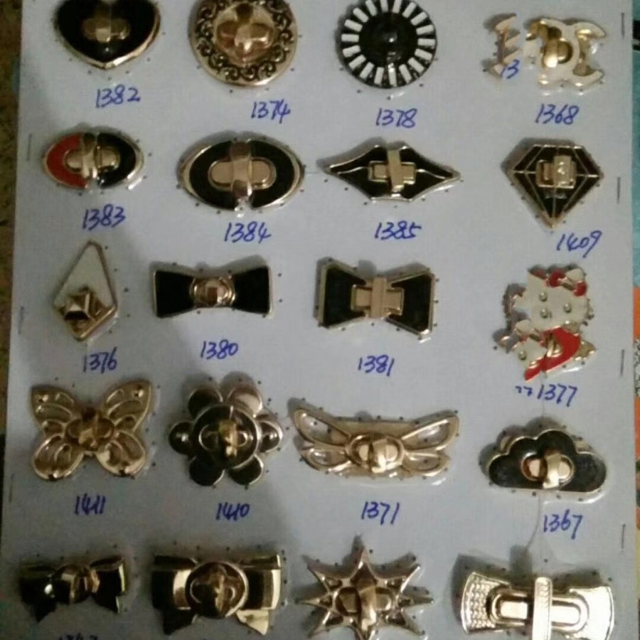 Mini bag clasp, cartoon cat bow twist clasp, children's bag hardware clasp/twist clasp/turn clasp chenganh