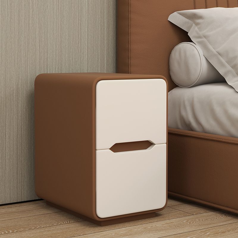 다크 커피 + 화이트