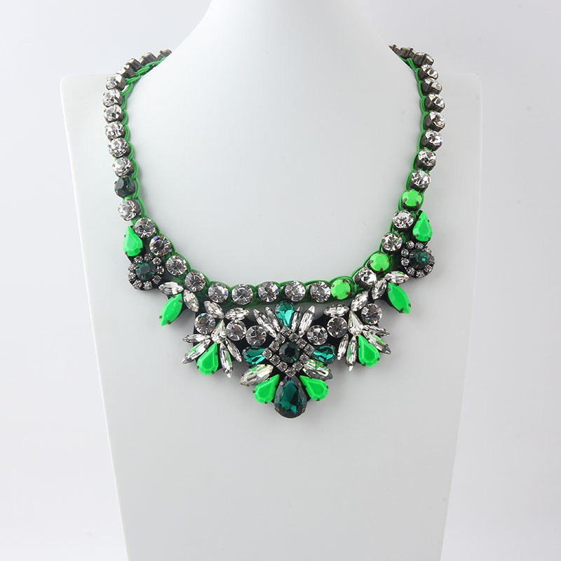 New Baroque Exaggerated Full Diamond Hand-woven Necklace Ladies display picture 2