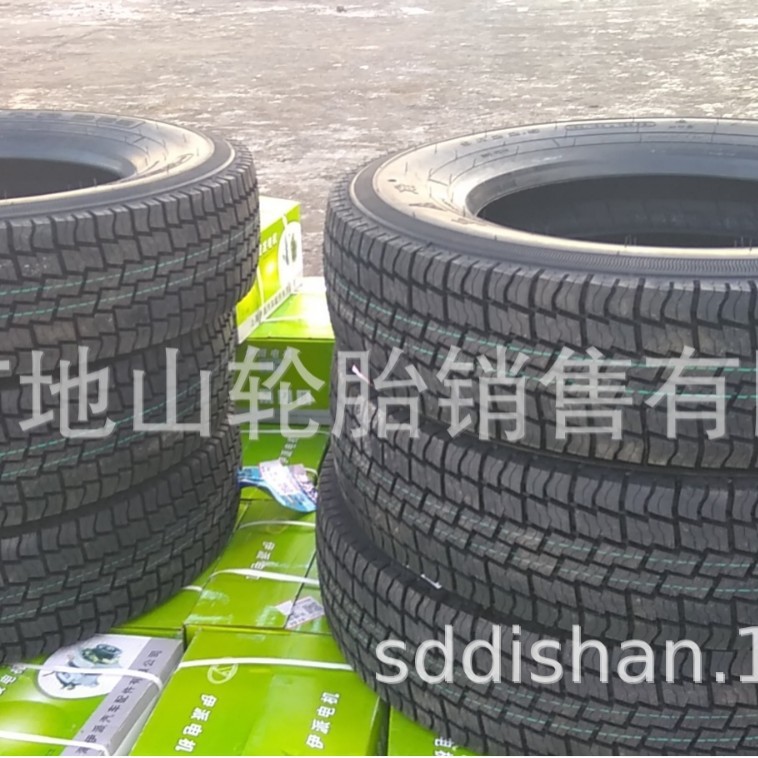 供应10R22.5钢丝子午线轮胎冬季防滑轮胎雪地胎 批发