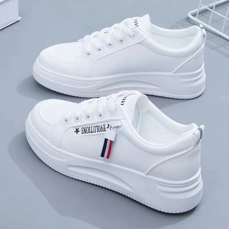 Pequeños zapatos blancos mujer 2025 verano nuevo estilo zapatos de mujer zapatos de estudiante de todo fósforo zapatillas de deporte para niñas zapatillas deportivas casuales coreanas
