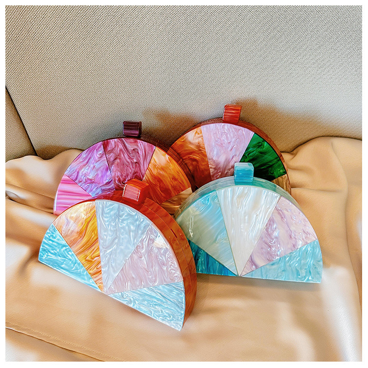 Europa y los Estados Unidos nuevo empalme bolsas de cena de damas semicircular acrílico bolsas de cena personalidad de alto nivel bolsas de mano