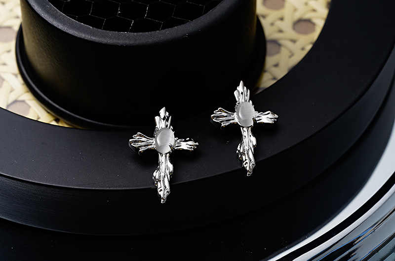 Retro Cross Copper Plating Opal Pendant Necklace