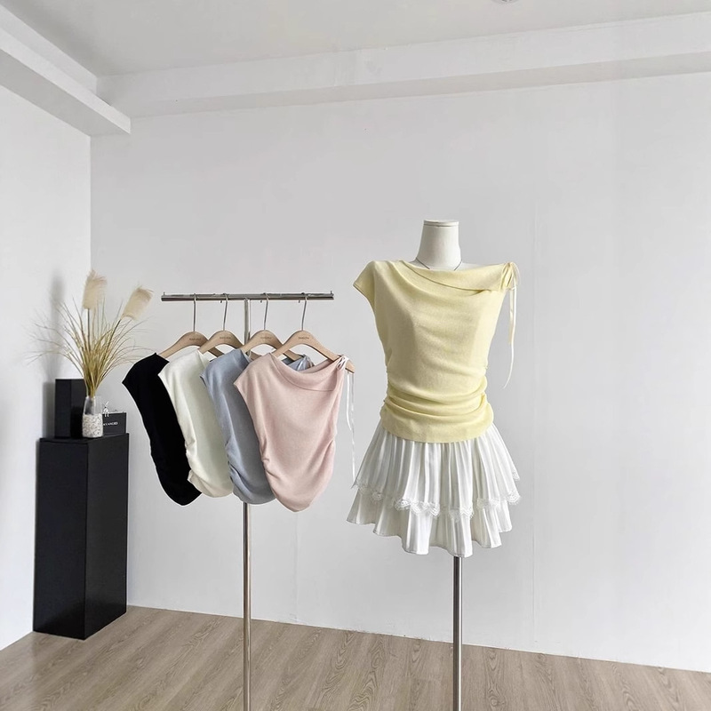 Pure Desire Sexy Bow Slanted Shoulder Knitted Top Women's Summer Pleated Waist Short Sleeveless Beautiful Ice Silk Top