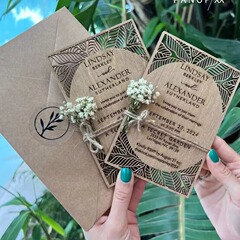 新しい結婚式の招待状の木製の招待状の熱帯の花-ビーチの結婚式の木製の招待状のレーザーの切断の招待状