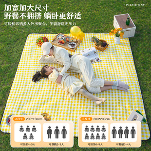 Exploring Outdoor Picnic Mat Moisture-proof Cloth Thickened Camping Mat Waterproof Convenient Picnic Lawn Spring Outing Mat