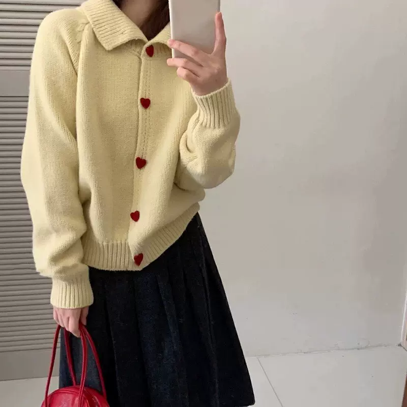 韩系甜美高领爱心扣针织开衫女2025秋冬新款翻领加厚宽松毛衣外套