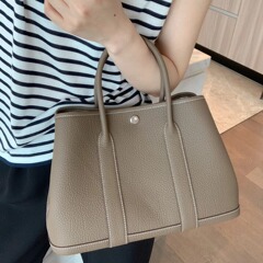 2024 New High-End Steel Hardware TC Cowhide Saffiano Line Garden Bag&mdash;Fashionable, Large-Capacity Commuter Handbag for Women, Trendy