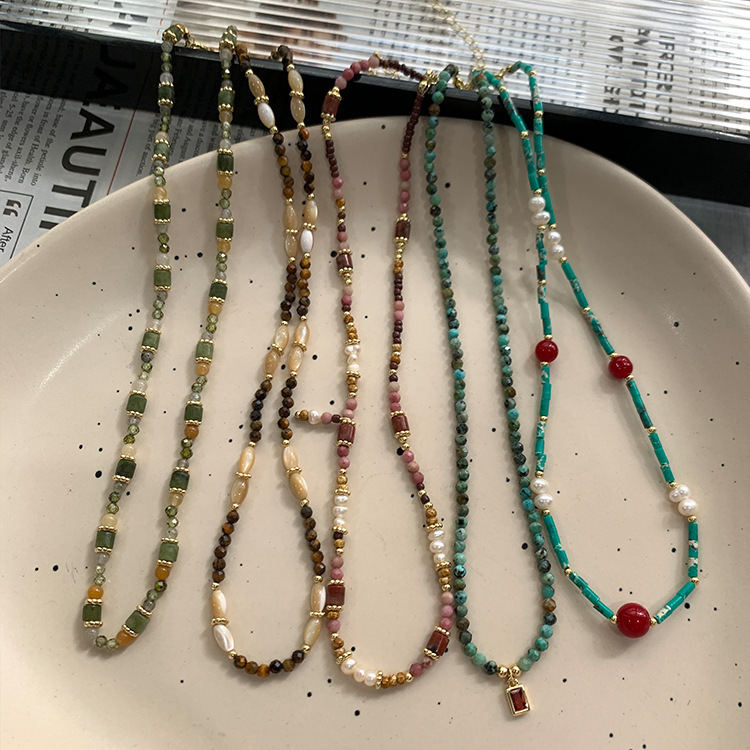 Organic retro necklace from pearl