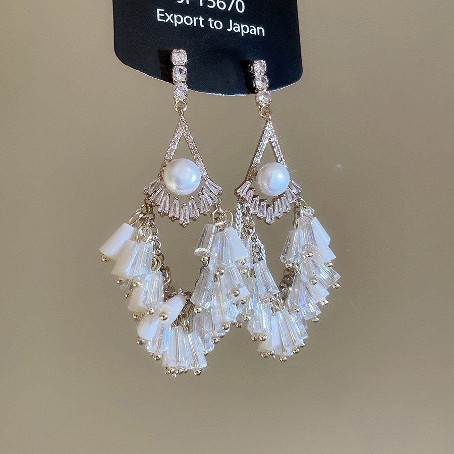 Aguja de plata con diamantes de cristal pendientes de bordilla estilo nacional pendientes de temperamento pequeño ligero lujo de alta calidad industria pesada exageración pendientes