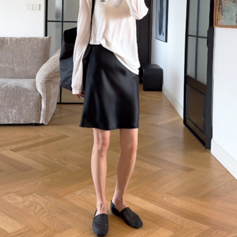 Elegant black summer skirt
