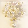 natural shell Carved Brooch Luxurious atmosphere Pearl badge personality fashion high-grade suit Accessories Pin