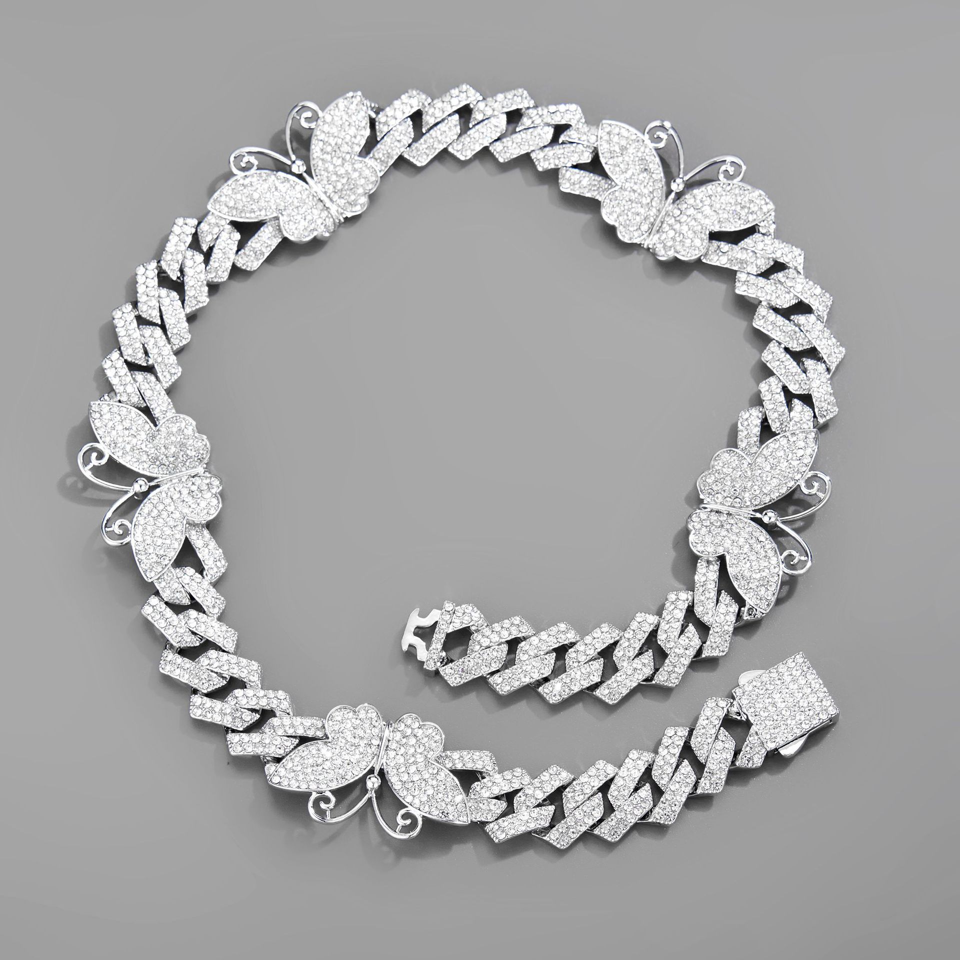 Fashion Butterfly Alloy Inlay Rhinestones Womenu0027S Necklace 1 Piece