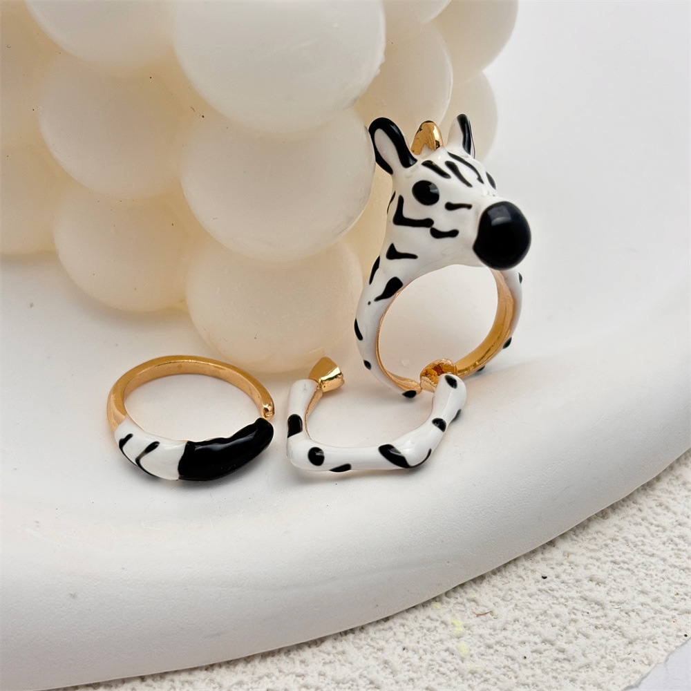 20g Weight Rings Classification 3 Pieces Set Quantity Daily Occasion Iron, Copper Material Zebra Pattern All Seasons Season Women's Gender Plating Design Cute, Simple Style Style Cute Simple Style Zebra Iron Copper Plating Women's Rings 5
