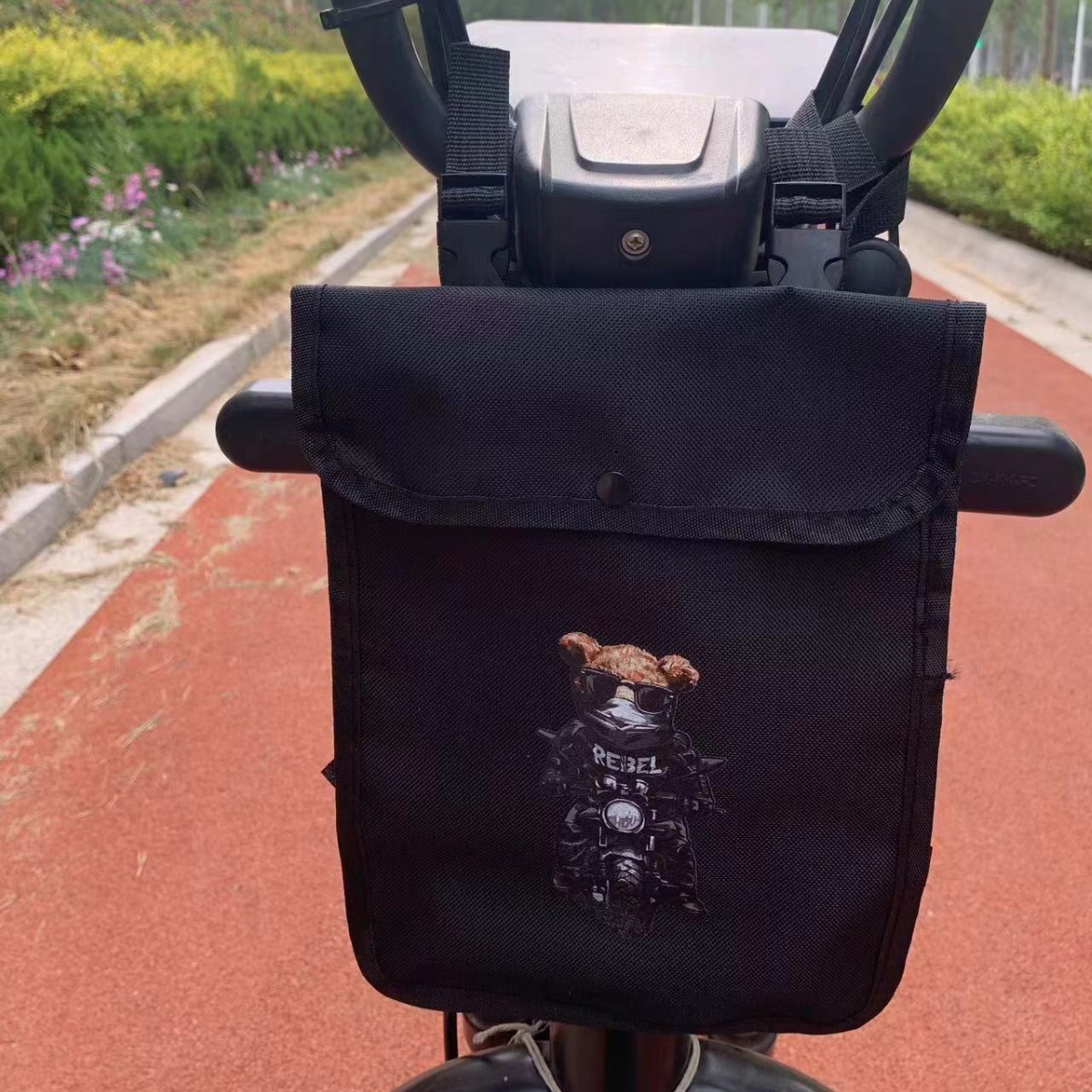 Ready Supply of Electric Vehicle Hanging Bags, Bicycle Hanging Bags, Mobile Phone Key Storage Bags, Battery Vehicle Front Hanging Bags