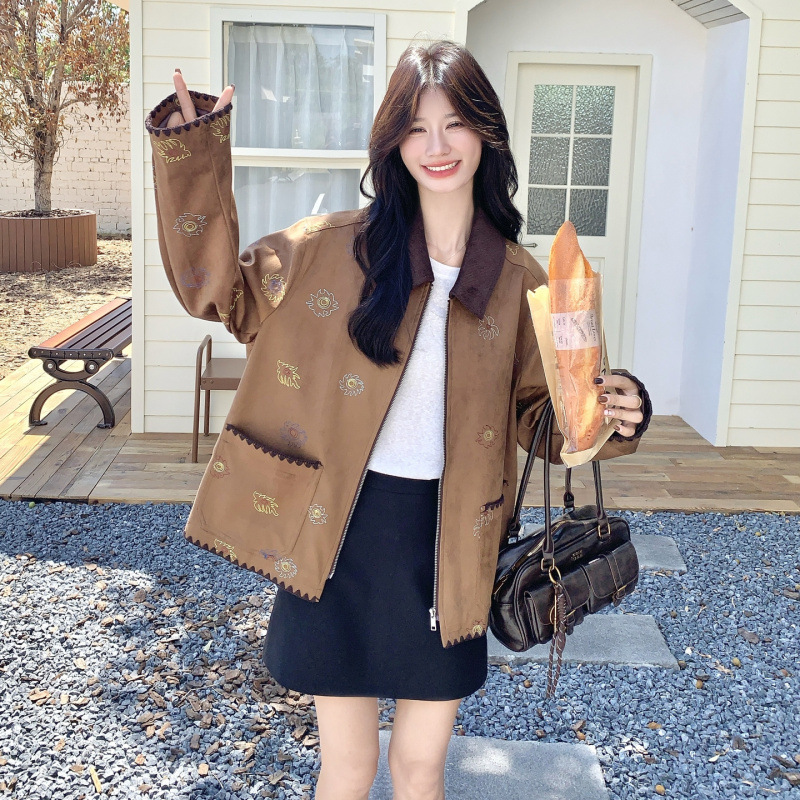 实拍咖色刺绣美拉德短外套女秋季2025新款韩版宽松小个子炸街夹克|undefined