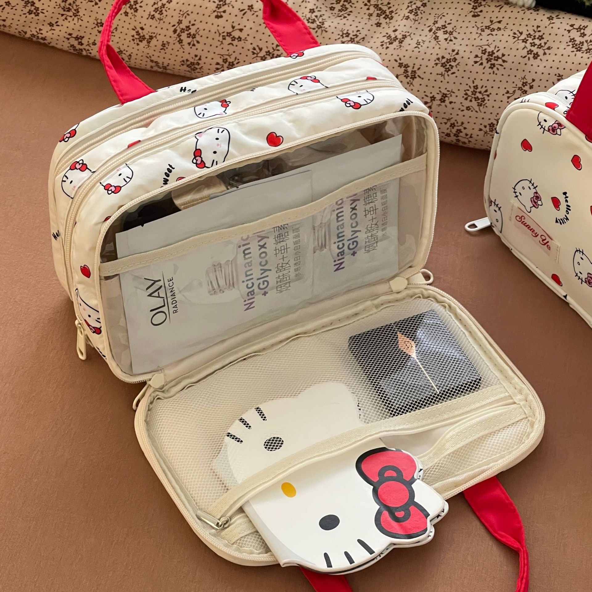 Nueva bolsa de maquillaje para gatos gran capacidad portátil cartón de dibujos animados lavado portátil bolsa de almacenamiento de equipaje de viaje