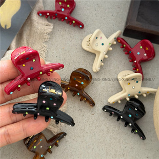 �߼��|�д����ɫˮ�������l����Сץ�A �n��r���¿�l�A�lץ