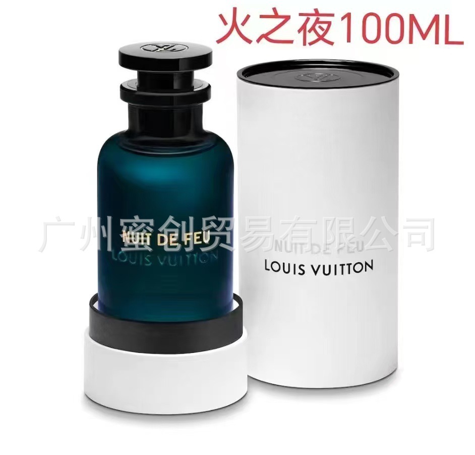 Marca vietnamita No Man 's Land Blue Wind Bell Peras británicas Negro Blanco Teddy Bear Rose Water Rojo 540 Perfume