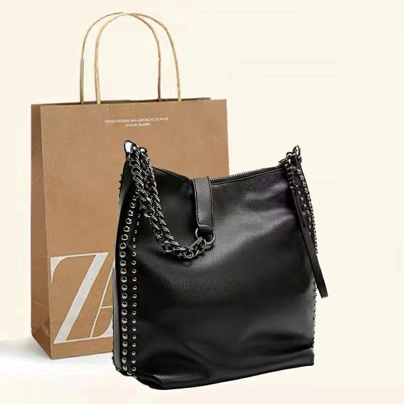 Cross-Border Tote Bag 2025 New Black Soft Sling Bag Portable Rivet Large Capacity Shoulder Bucket Bag