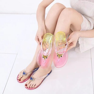���Q�羳����Ь�r�КW��ˮ��������Ů���⴩����ƽ�כ�ЬŮ���l